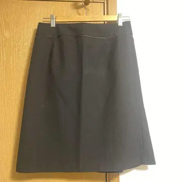 블랙 스트라이프 미디 스커트 L