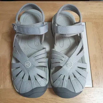 keen 로즈 샌들 23cm
