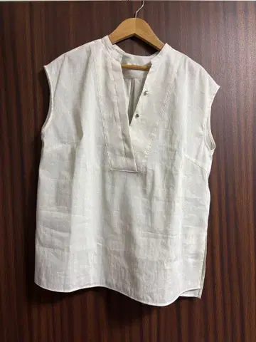 IENA 린넨 믹스 슬리브리스