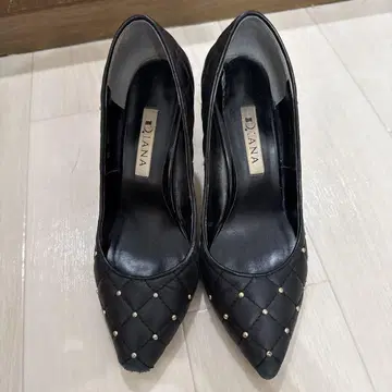 Diana 스터드 하이힐 23.5cm