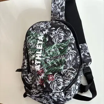 ATHLETA 바디백