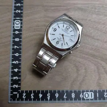 CITIZEN 시티즌 손목시계 Q&Q Q&Q HG08-204