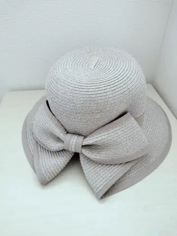 tocca 밀짚모자 BACK RIBBON HAT 햇 베이지