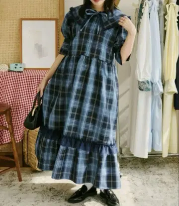 [쿠티르와 레트로] 빅 옷깃 튤 프릴 티어드 원피스