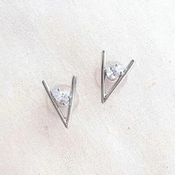 그로세 콜라보 귀걸이