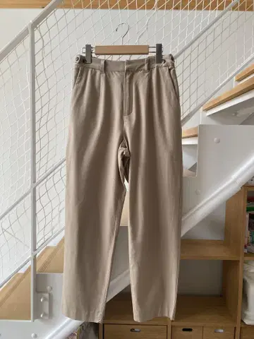 human woman 베이지 테이퍼드 팬츠 버튼 S 사이즈