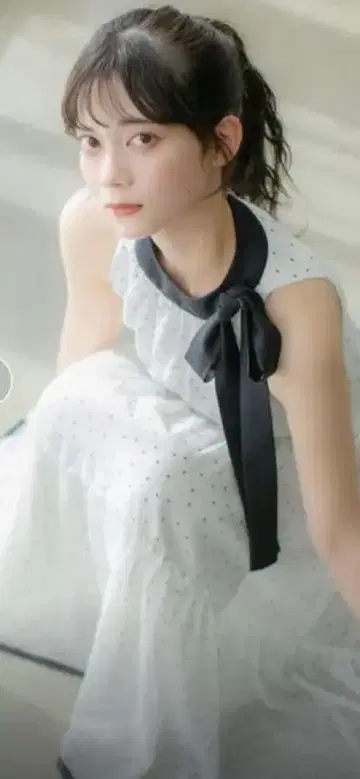 질바이 홀터넥 티어드 원피스