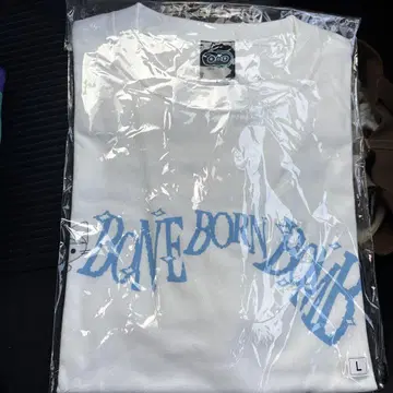 BONE BORN BOMB 화이트 티셔츠 L 사이즈