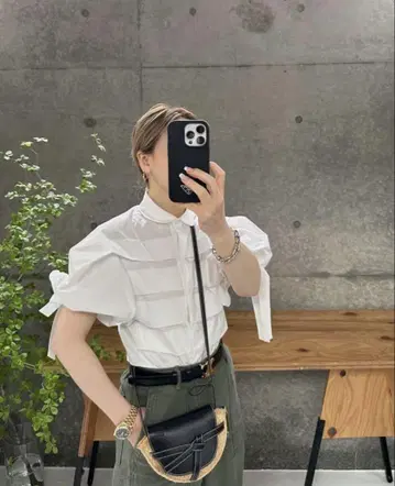 girlish 걸리쉬 턱 블라우스 새상품급