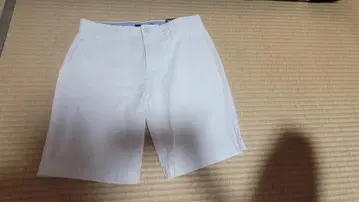 타미힐피거 화이트 숏 팬츠 W30