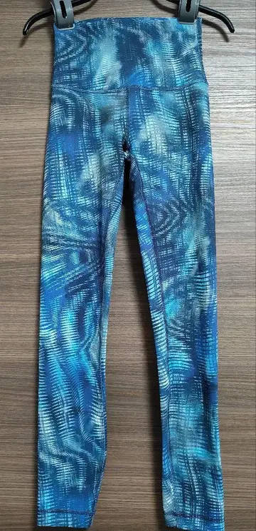 룰루레몬 Wunder Train High-Rise Tight 25"