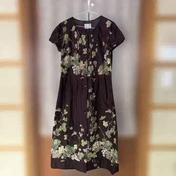 IKUKO 꽃무늬 반팔 롱 원피스 브라운 3