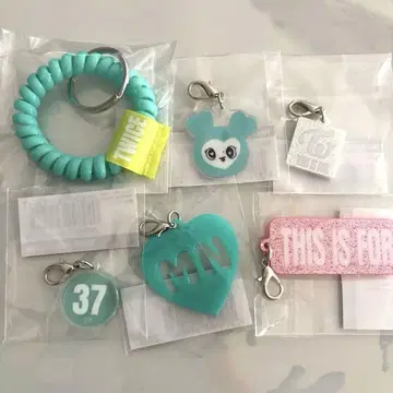 TWICE 긴자 팝업 This is for 한정판 워크숍