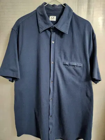 CP COMPANY 네이비 버튼 셔츠
