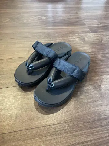문스타 하이테크 하타고 셋타 샌들 블랙 28cm