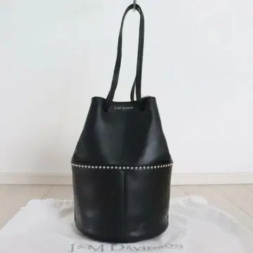 고품질 J&M DAVIDSON 미니 데이지 스터드 가죽 백