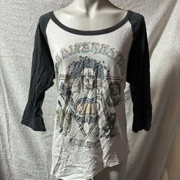 헤이세이 갸루 Y2K 그런지 다크 코어 NANA 락 빈티지