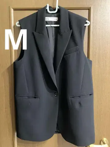 자라 블랙 슬리브리스 자켓 M