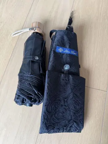 아시야 로사브란 3단 접이식 양산 블랙 로즈 무늬