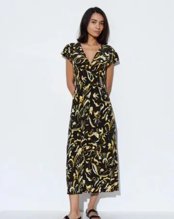 유니클로 레이온 프린트 롱 원피스