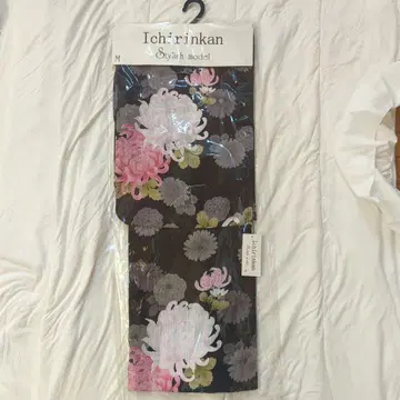 Ichirinkan 유카타 M 사이즈 블랙 베이스 꽃무늬