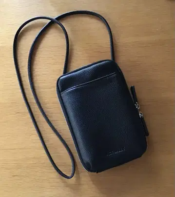 ACTUALLY 액츄얼리 모바일 파우치 스마트폰 파우치 블랙