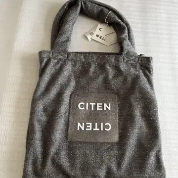 CITEN 반짝이는 클리어 로고 토트백