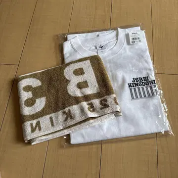 3대째 KINGDOM 티셔츠와 타월 세트