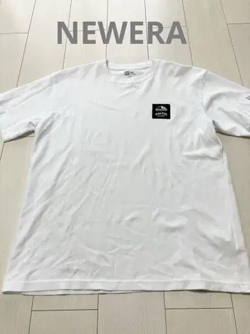 NEWERA 뉴에라 티셔츠 사이즈 L