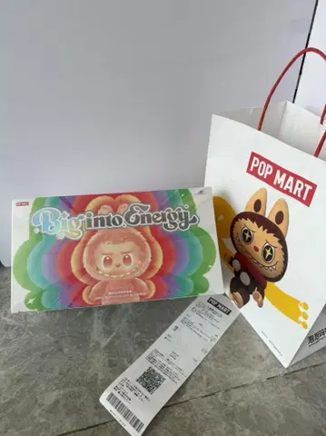 POP MART Big into energy 봉제 인형