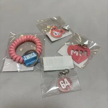 TWICE POPUP WORKSHOP 허벅지 4종 세트