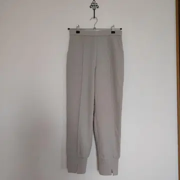말렛 메트 팬츠 슬릿 포함
