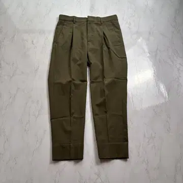 새상품급 유나이티드 애로우즈 슬랙스 S 카키 폴리에스테르 모직 바지