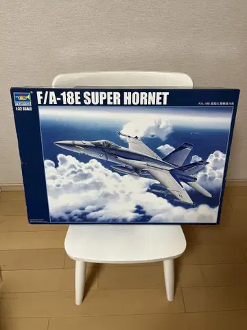 F/A-18E 슈퍼 호넷 1:32 스케일