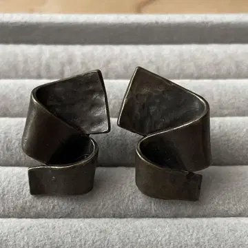 IKUO PARIS 빈티지 귀찌