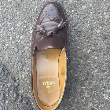 REGAL 다크 브라운 태슬 로퍼