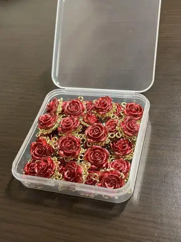 빨간색 장미 참 30개 커넥터