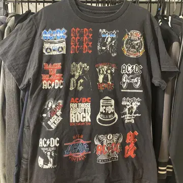 AC/DC 그래픽 티셔츠 블랙