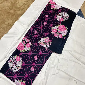 여성용 블랙 핑크 꽃무늬 유카타 단품