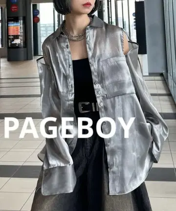 새상품 PAGEBOY 페이지 보이 2WAY 글로시 시어 셔츠 실버