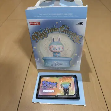 LABUBU Big into Energy 크리스탈 볼 팝 마트