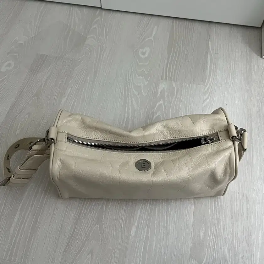 24NEW 【MINITMUTE】BRETT BAG Brett Bag – minitmute.us