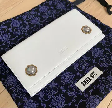 ANNA SUI 화이트 장지갑 플라워 모티브