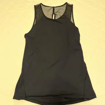 Lululemon 블랙 메쉬 백 탱크탑