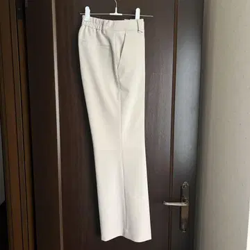 YONFA 부츠 컷 슬랙스 아이보리