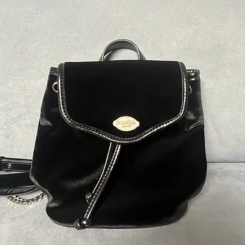 ★SOMEWHERE BUTTER.★ Velvet Mini Fle Backpack Velvet Black Somewhere Butter Velvet Mini Flare Backpack on Bunjang