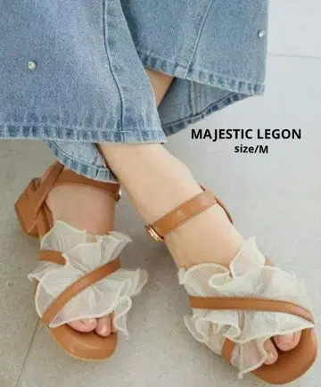 MAJESTIC LEGON 마제스틱 레곤 시어 프릴 샌들 M