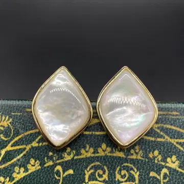 VENDOME BOUTIQUE 반돔 부티크 쉘 귀찌
