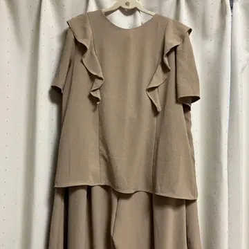 베이지 프릴 팬츠 세트업