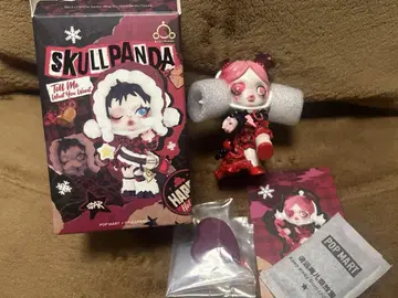 팝 마트 스컬 팬더 Skull Panda Christma